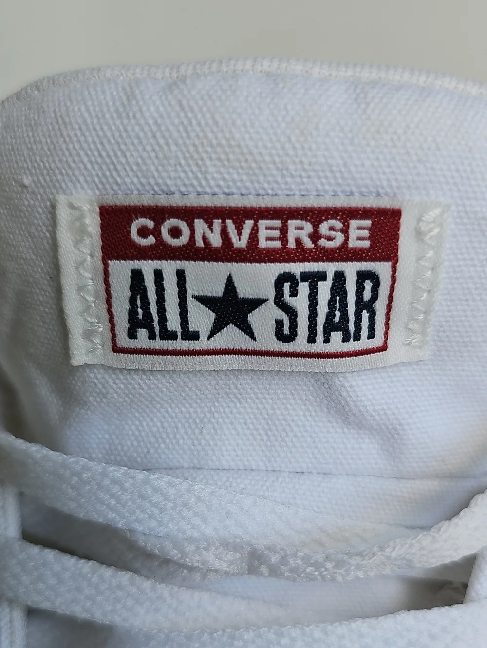 ​NWOT Converse Chuck Taylor All Star Street Mid White Sneakers Men 9 Women 11